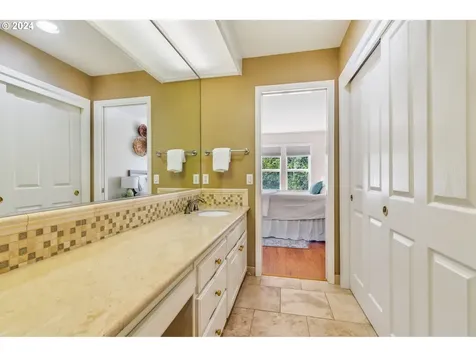 15634 Nw Clubhouse Drive Portland OR 97229
