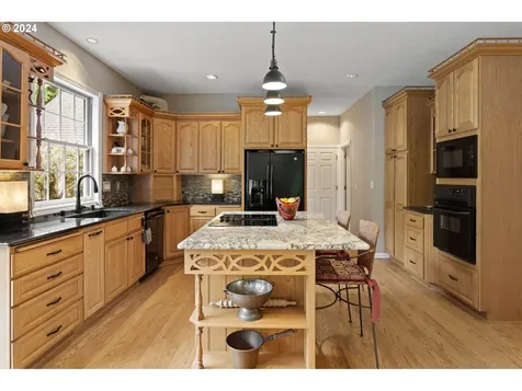 140 Haryu Road Longview WA 98632