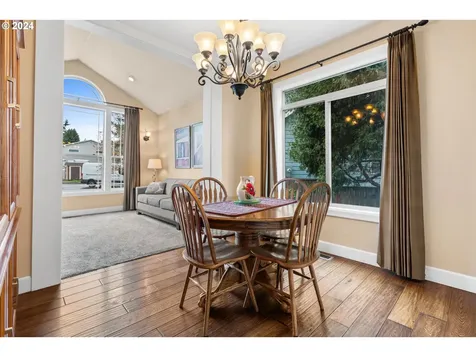 4345 Ne 107th Avenue Portland OR 97220
