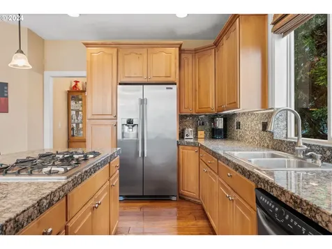 4345 Ne 107th Avenue Portland OR 97220