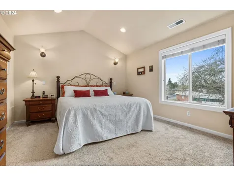 4345 Ne 107th Avenue Portland OR 97220