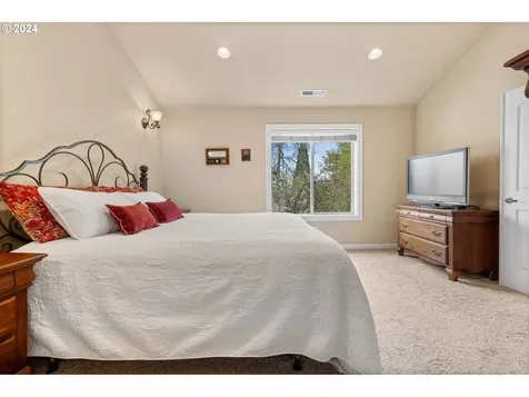 4345 Ne 107th Avenue Portland OR 97220