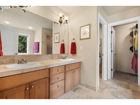 4345 Ne 107th Avenue Portland OR 97220