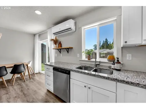 105 Oak Street Winlock WA 98596