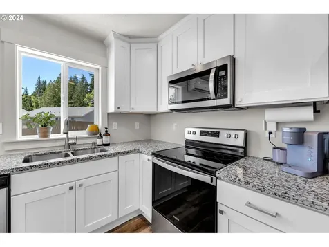 105 Oak Street Winlock WA 98596