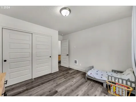 105 Oak Street Winlock WA 98596