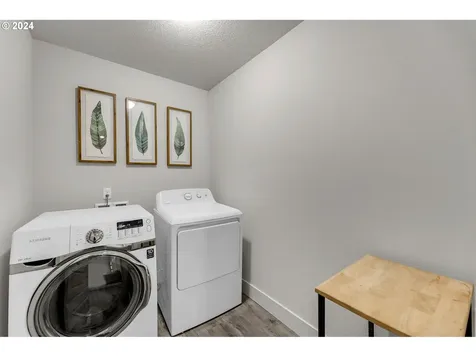 105 Oak Street Winlock WA 98596