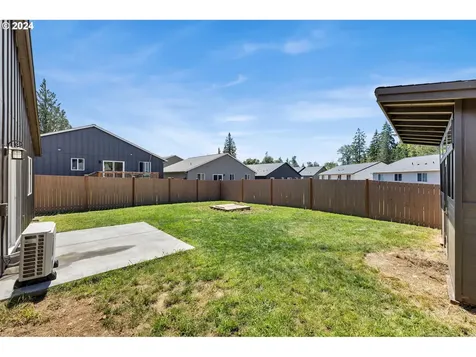 105 Oak Street Winlock WA 98596