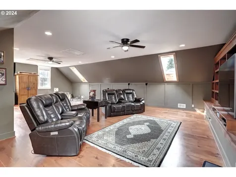 5835 SE Woll Pond Way Hillsboro OR 97123