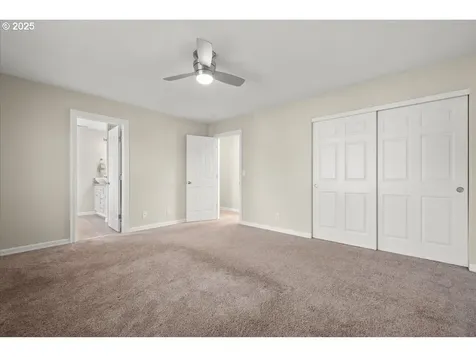 9208 NE 104th Street Vancouver WA 98662