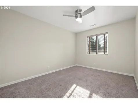 9208 NE 104th Street Vancouver WA 98662