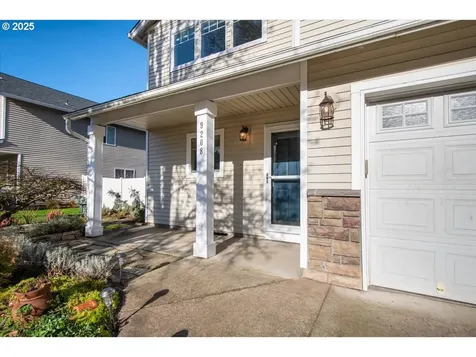 9208 NE 104th Street Vancouver WA 98662