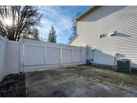 9208 NE 104th Street Vancouver WA 98662