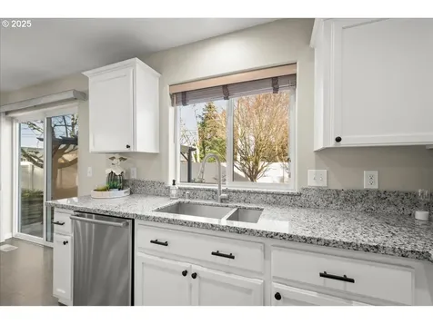 9208 NE 104th Street Vancouver WA 98662