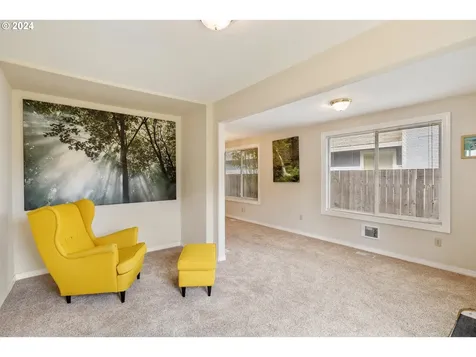 5605 Se Ogden Street Portland OR 97206