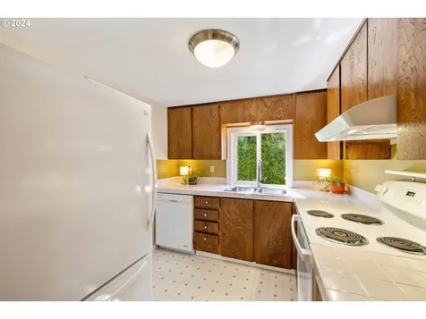 5605 Se Ogden Street Portland OR 97206