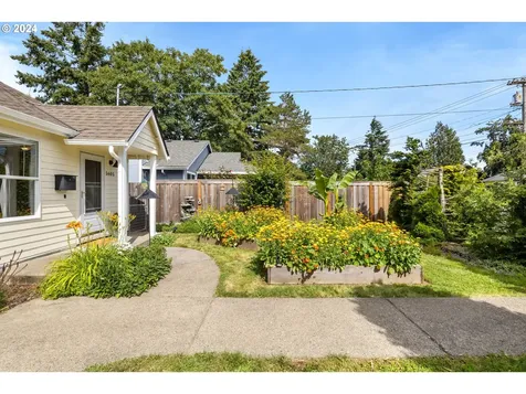 5605 Se Ogden Street Portland OR 97206