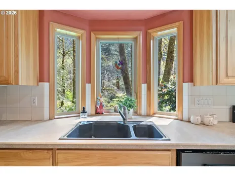 18055 Elk Meadows Lane Tillamook OR 97141