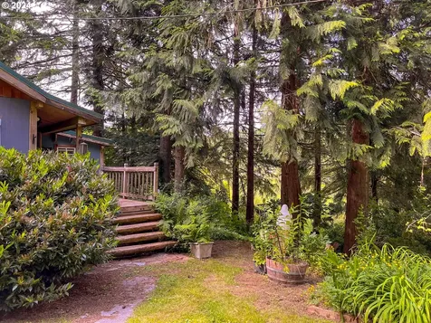 71911 Beaver Springs Road Rainier OR 97048