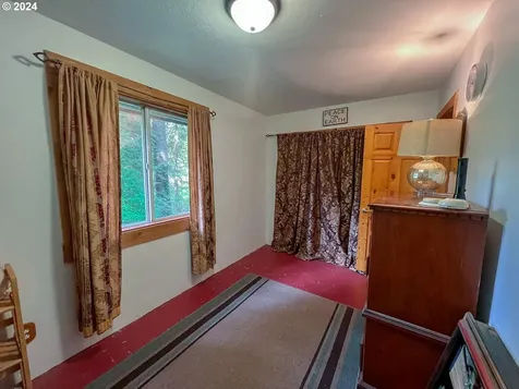 71911 Beaver Springs Road Rainier OR 97048