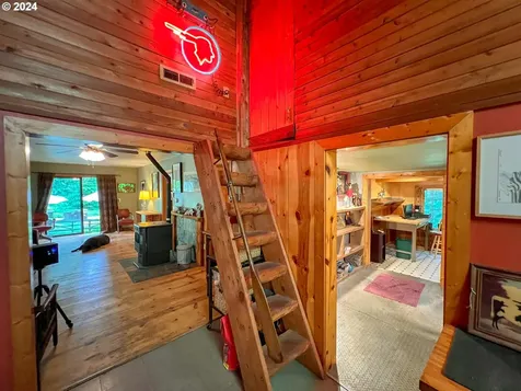 71911 Beaver Springs Road Rainier OR 97048