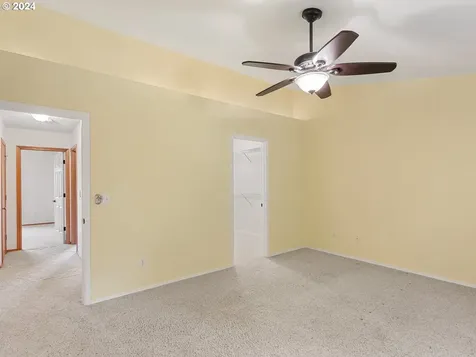 1157 54th Street Washougal WA 98671