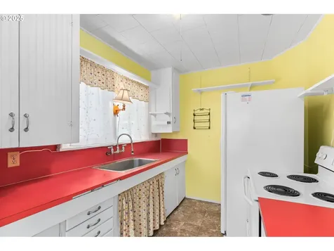 7936 Marigold Street Rockaway Beach OR 97136