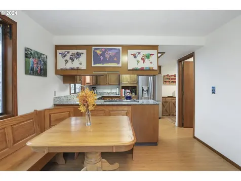 2214 W 10th Street The Dalles OR 97058