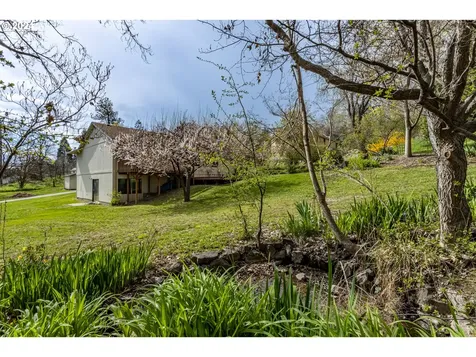 2214 W 10th Street The Dalles OR 97058