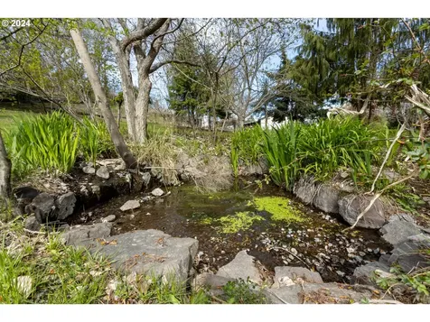 2214 W 10th Street The Dalles OR 97058