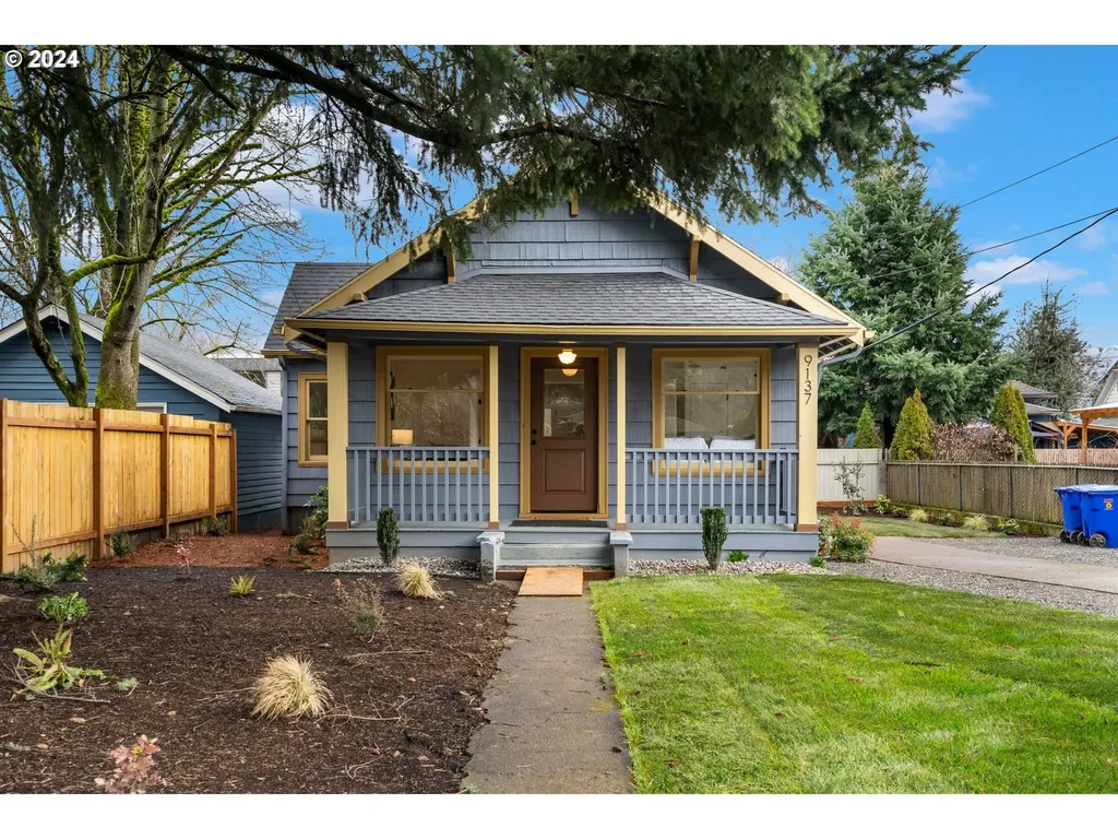 9137 N Ivanhoe Street Portland OR 97203