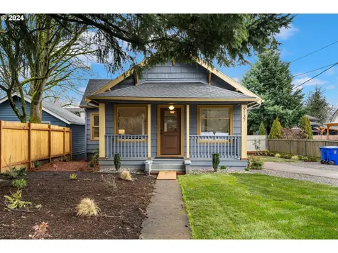 9137 N Ivanhoe Street Portland OR 97203