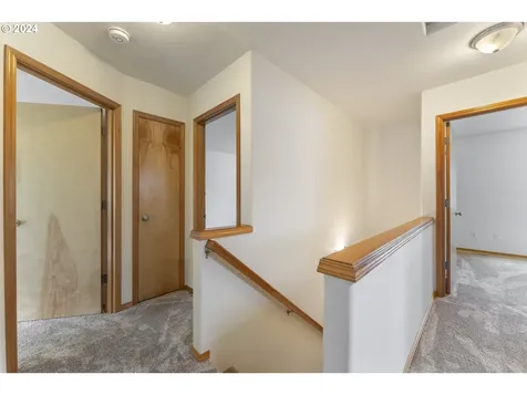 15925 Ne Davis Street Portland OR 97230