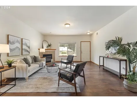 15925 Ne Davis Street Portland OR 97230