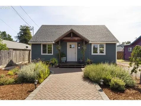 1660 36th Street Florence OR 97439