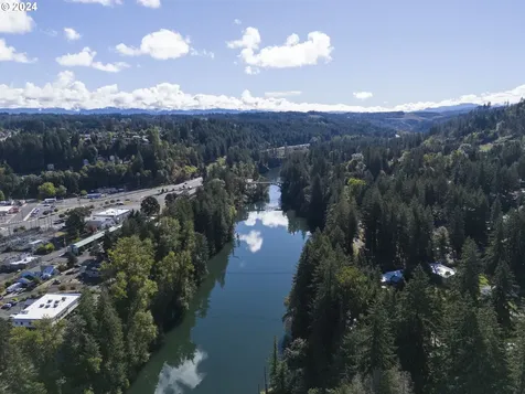 25700 S River Lake Road Estacada OR 97023