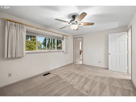 1165 NE 27th Street Gresham OR 97030