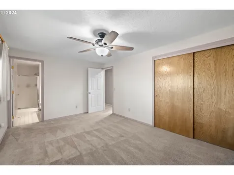 1165 NE 27th Street Gresham OR 97030