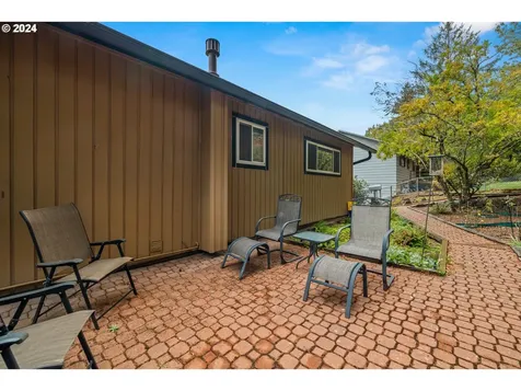 1165 NE 27th Street Gresham OR 97030