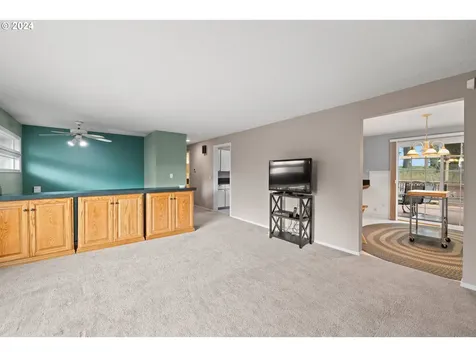1165 NE 27th Street Gresham OR 97030