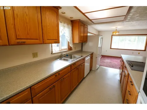 69549 Wildwood Road North Bend OR 97459