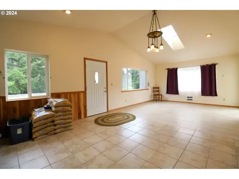 69549 Wildwood Road North Bend OR 97459