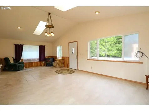 69549 Wildwood Road North Bend OR 97459