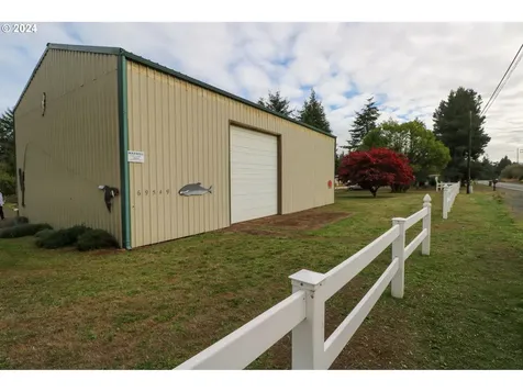 69549 Wildwood Road North Bend OR 97459