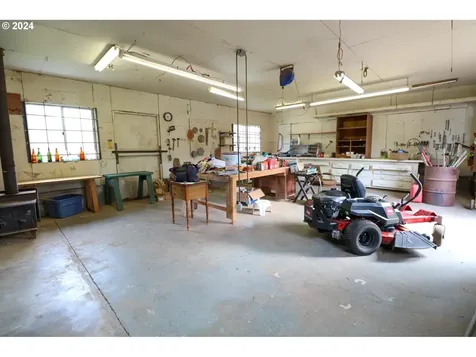 69549 Wildwood Road North Bend OR 97459
