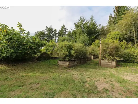 69549 Wildwood Road North Bend OR 97459
