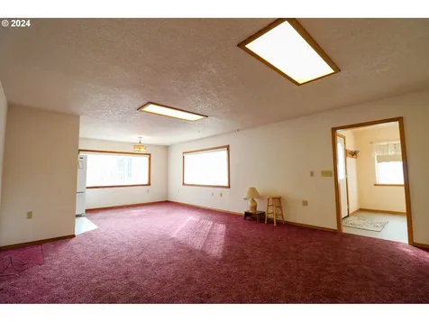 69549 Wildwood Road North Bend OR 97459