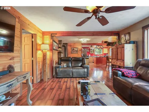 5934 Highway 30w The Dalles OR 97058