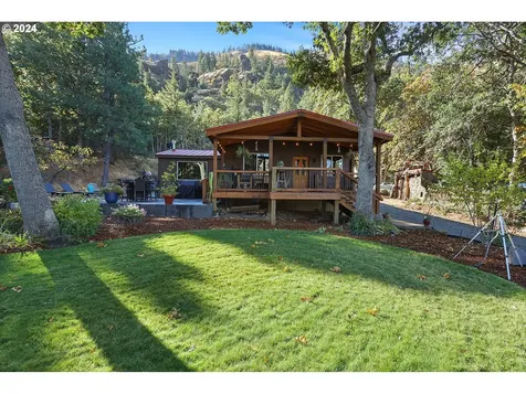 5934 Highway 30w The Dalles OR 97058