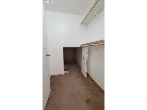 47638 Highway 58 Oakridge OR 97463